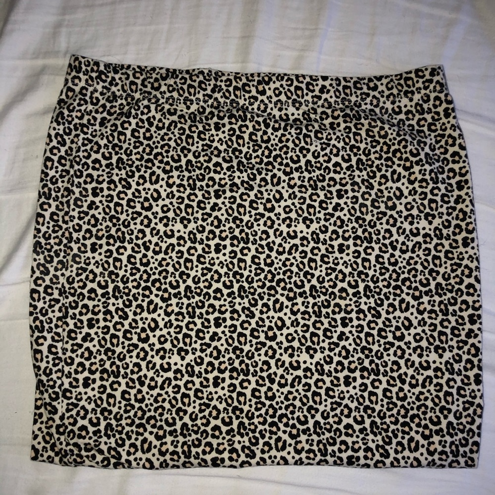 Cheetah mini skirt